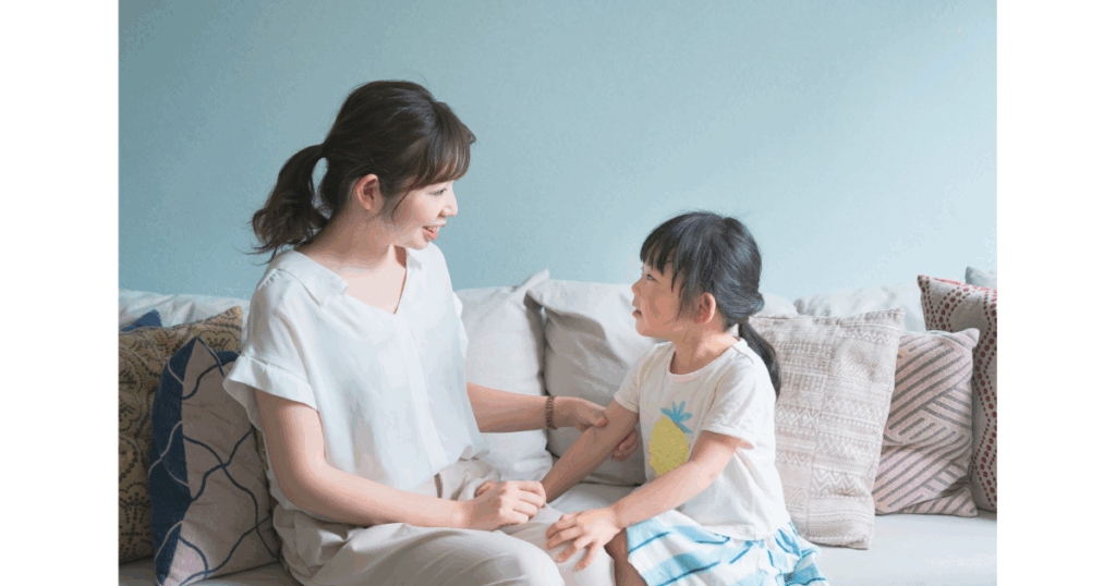 楽しく話すママと子ども